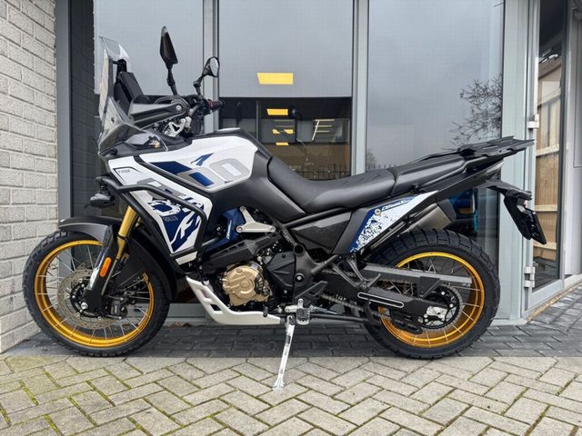 voge - ds-800-x-rally