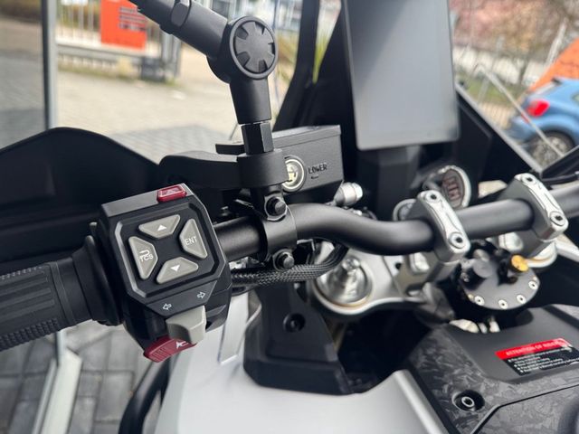 voge - ds-800-x-rally