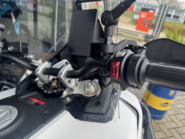 voge - ds-800-x-rally