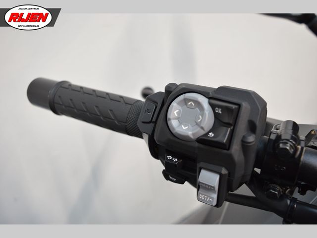 suzuki - gsx-s-1000-gt