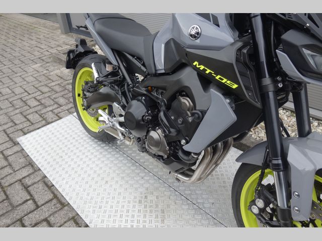 yamaha - mt-09-abs