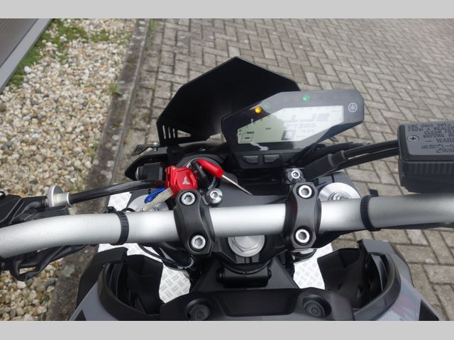 yamaha - mt-09-abs