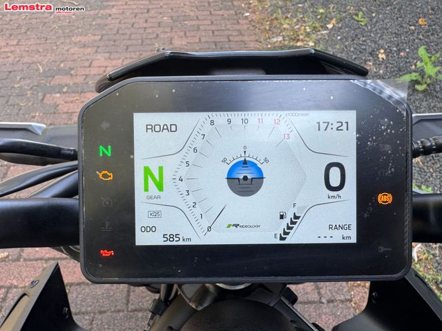 kawasaki - z900