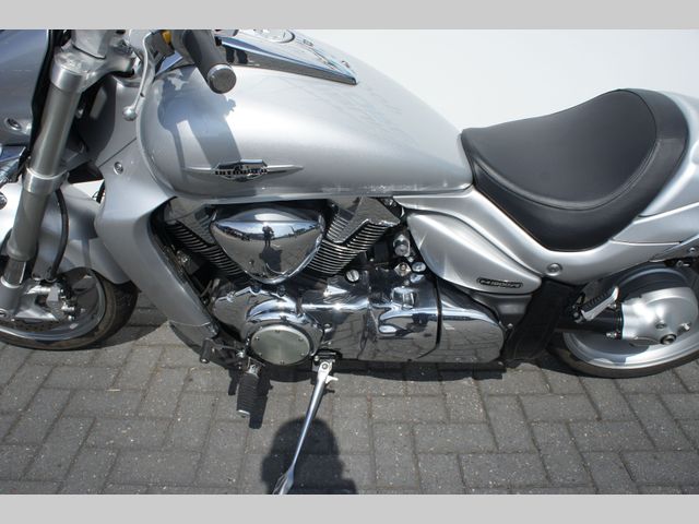 suzuki - m-1800-r-intruder