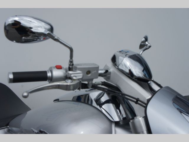 suzuki - m-1800-r-intruder