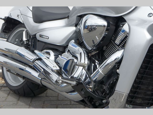 suzuki - m-1800-r-intruder