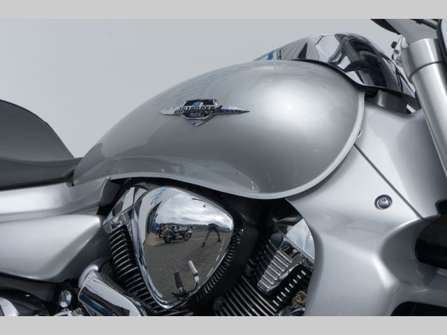 suzuki - m-1800-r-intruder