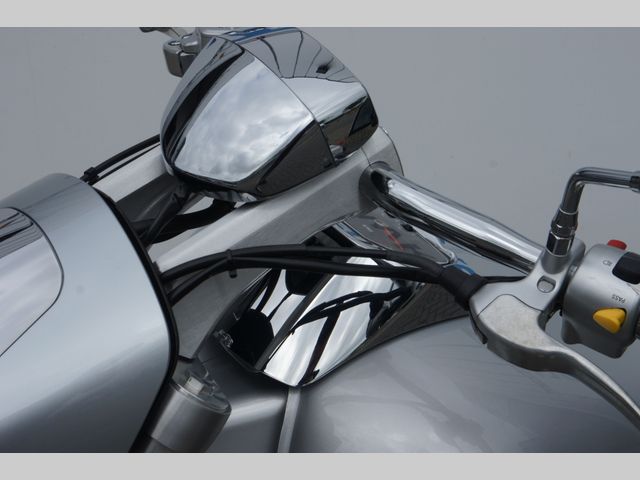 suzuki - m-1800-r-intruder