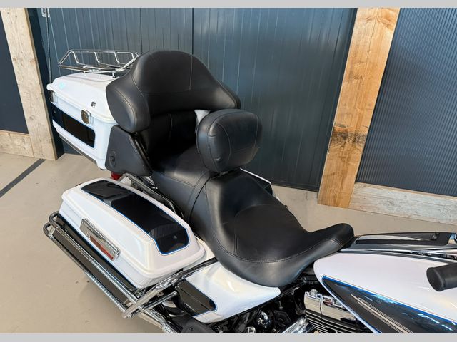 harley-davidson - electra-glide-ultra-classic-flhtcui