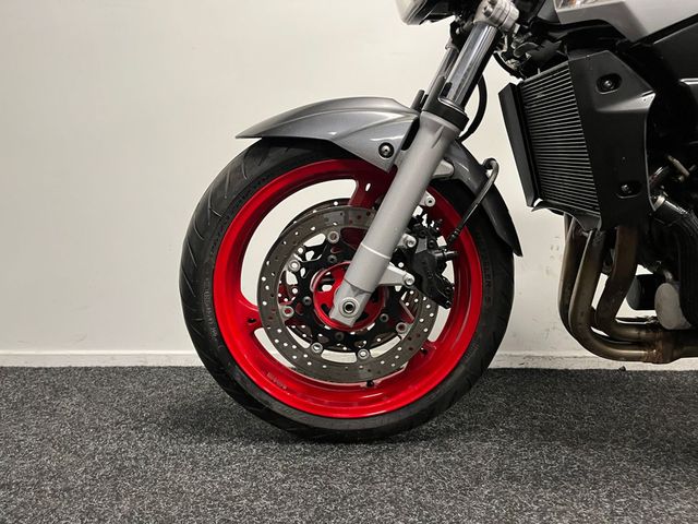 suzuki - gsr-600