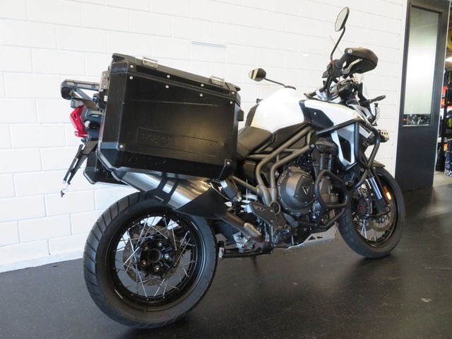 triumph - tiger-explorer-xcx