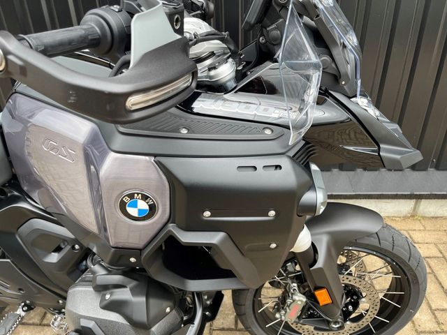 bmw - r-1300-gs-adventure-triple-black