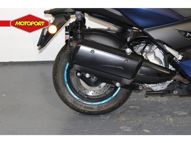 yamaha - x-max-300-abs