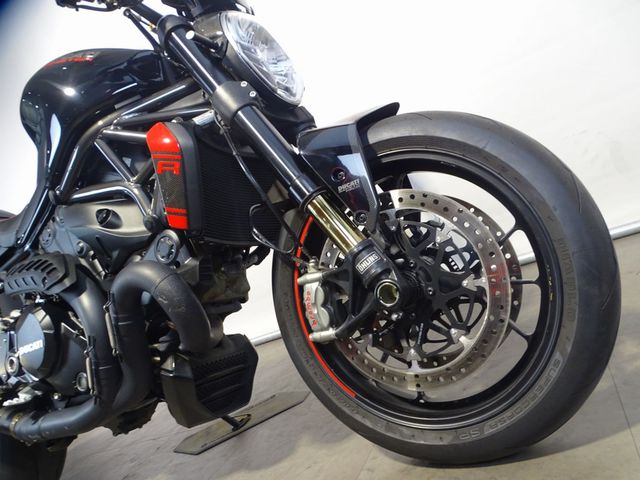 ducati - monster-1200-r