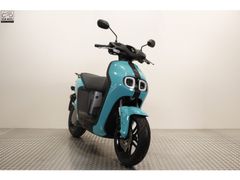 Yamaha NEO's EV dual battery 2026 nieuw – foto 2 van 11