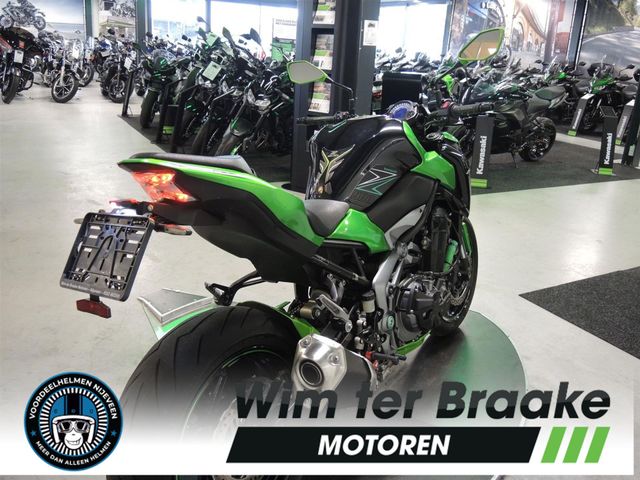 kawasaki - z900