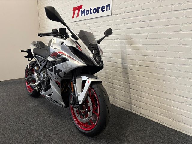 suzuki - gsx-8r