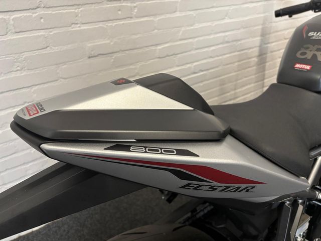 suzuki - gsx-8r