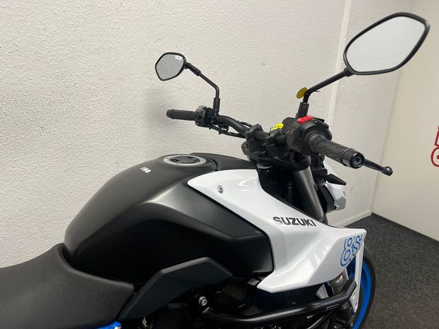suzuki - gsx-8s