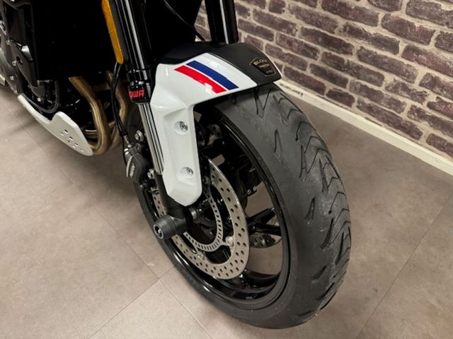 triumph - trident-660-triple-tribute-edition