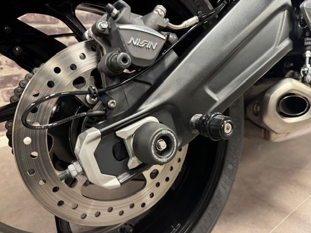 triumph - trident-660-triple-tribute-edition