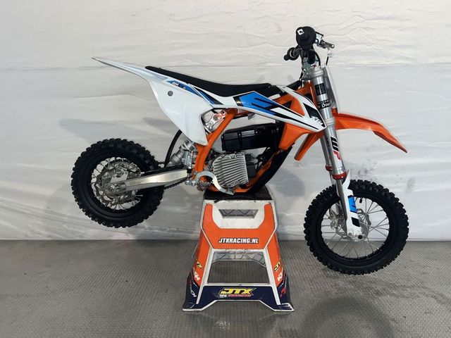 ktm - sx-e5