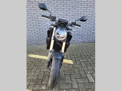 HONDA CB 650 R E-CLUTCH – foto 2