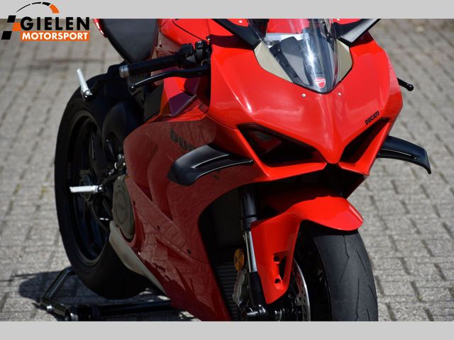 ducati - panigale-v4