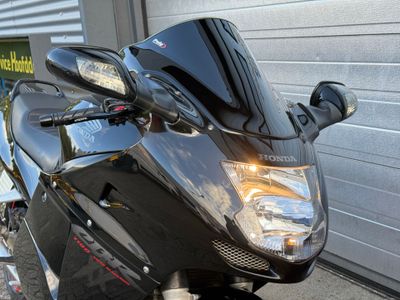 HONDA CBR 1100  XX SUPER BLACKBIRD – foto 4