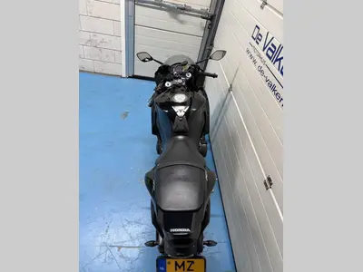 HONDA CBR 600 RR – foto 4