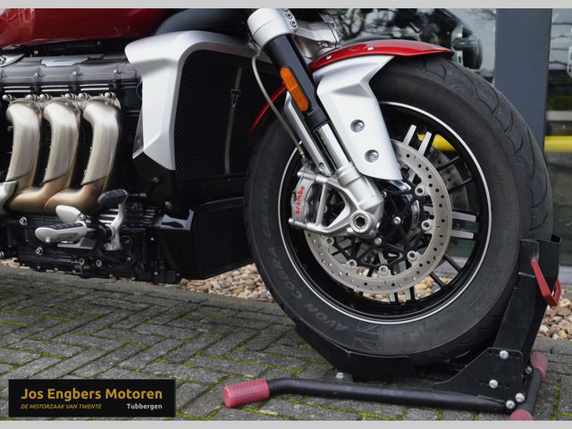 triumph - rocket-3-gt