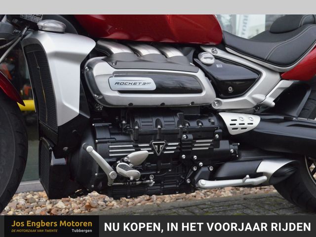 triumph - rocket-3-gt