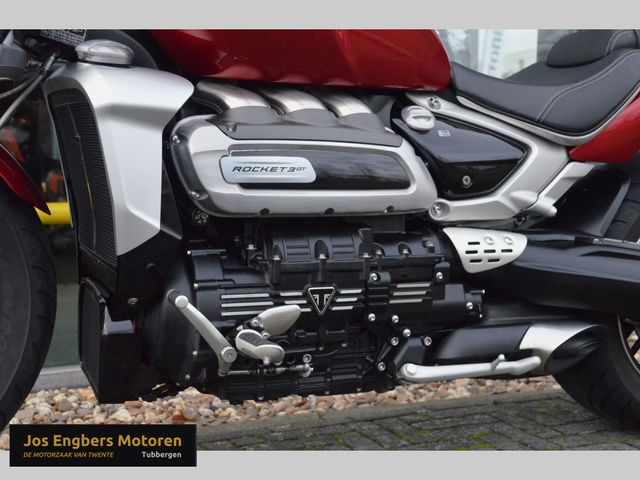 triumph - rocket-3-gt