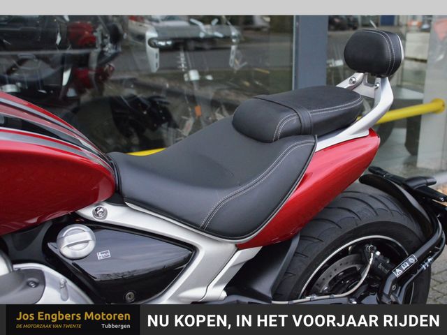 triumph - rocket-3-gt