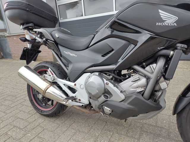 honda - nc-700-x-dct