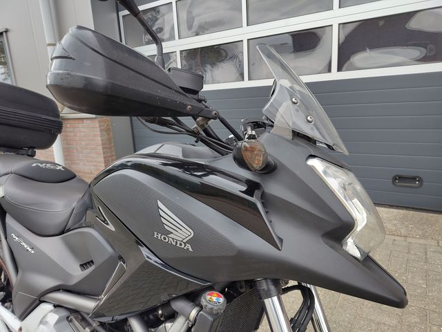 honda - nc-700-x-dct