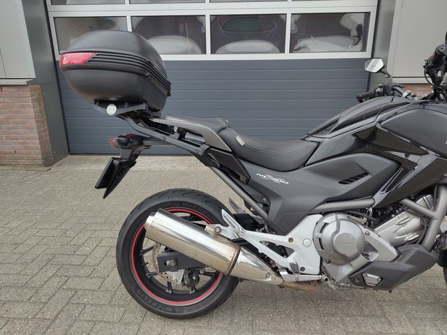 honda - nc-700-x-dct