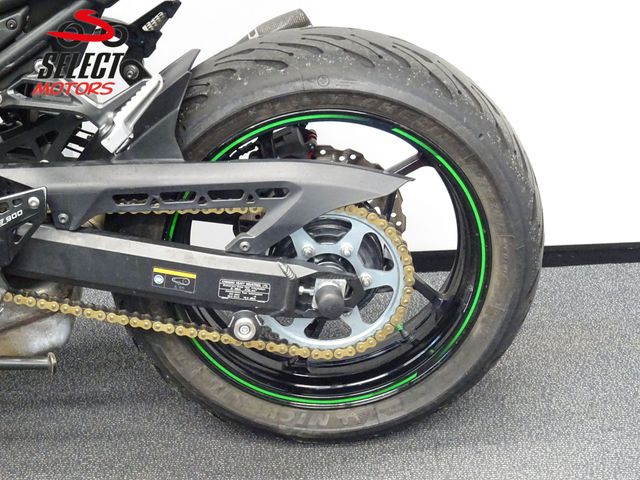 kawasaki - z900