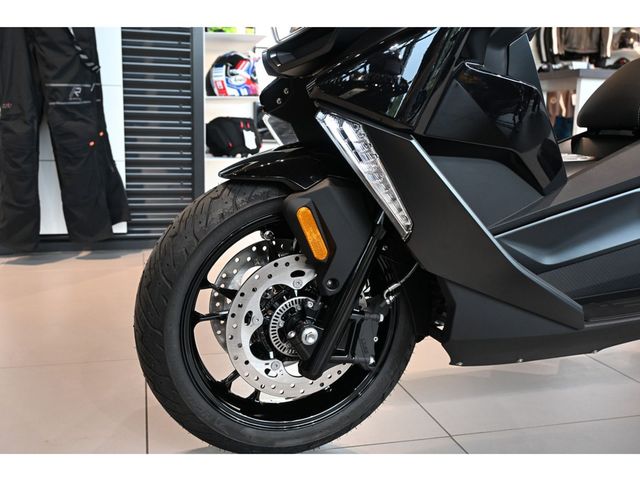 bmw - c-400-gt