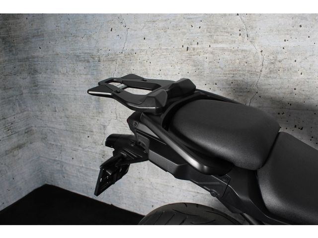 yamaha - tracer-9