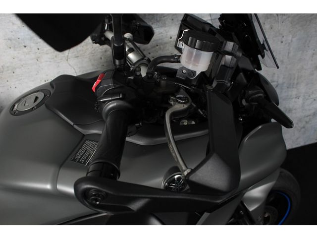 yamaha - tracer-9