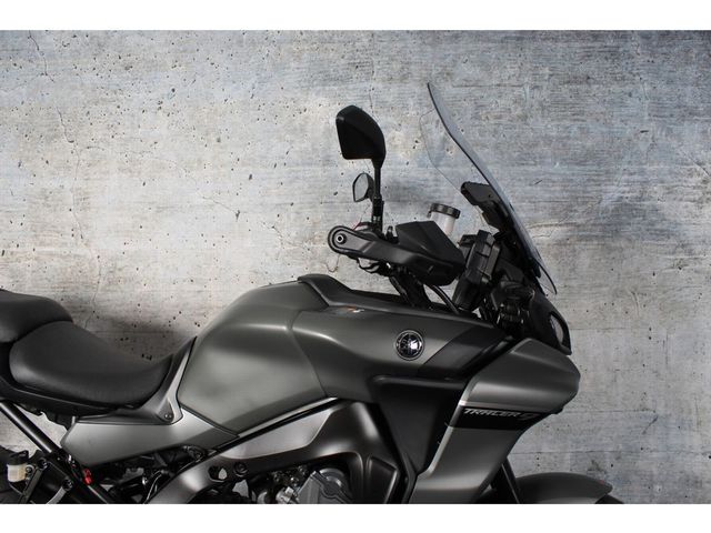 yamaha - tracer-9