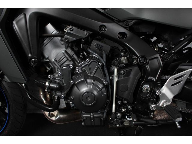 yamaha - tracer-9