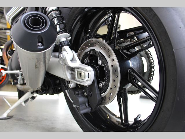 triumph - speed-twin-1200-rs