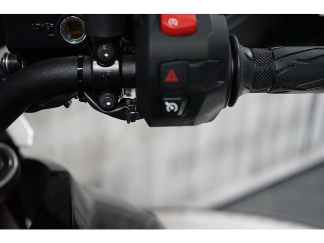 suzuki - v-strom-1050