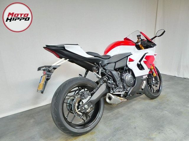 yamaha - r7
