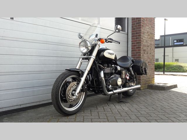 triumph - speedmaster