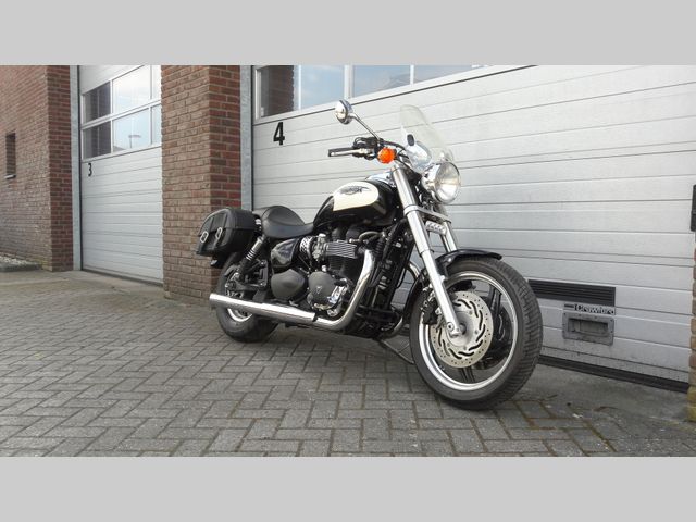 triumph - speedmaster