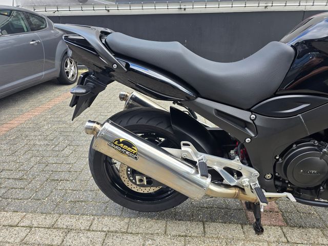 yamaha - tdm-900