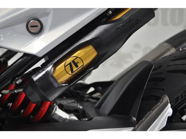 bmw - f-900-r